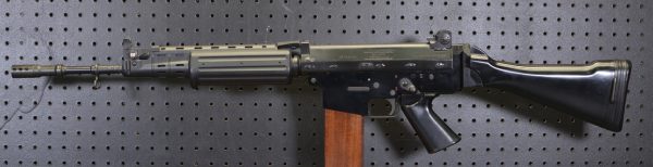 FN FNC 18 inch barrel Straight Stock