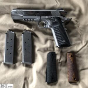 For Sale/Trade: Colt 1911 Government Rail 45acp near Lawrenceburg, IN
