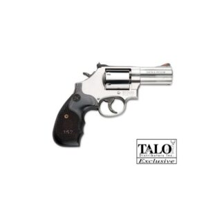 Smith and Wesson 686 Plus Stainless/Wood .357 Mag 3-inch 7Rd