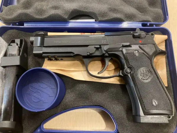 pistolet BERETTA mod. 92A1 FS cal. 9 para 1 095,00€ - Gatimel Armurier