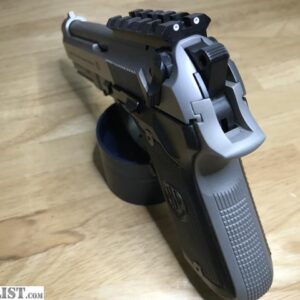 ARMSLIST - For Sale: Beretta 92FS Compact INOX with Night Sights, RMR